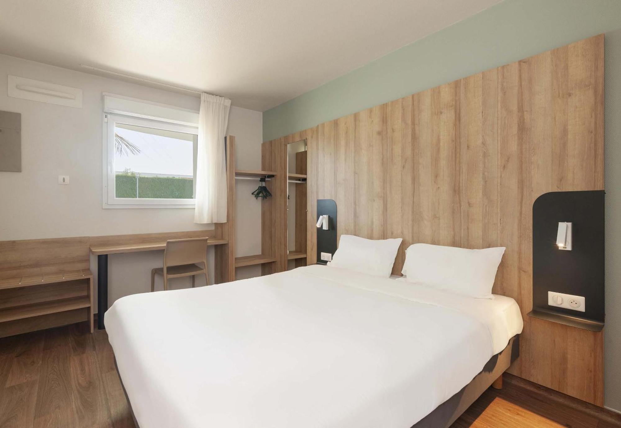 B&B Hotel Pau Лескар Экстерьер фото