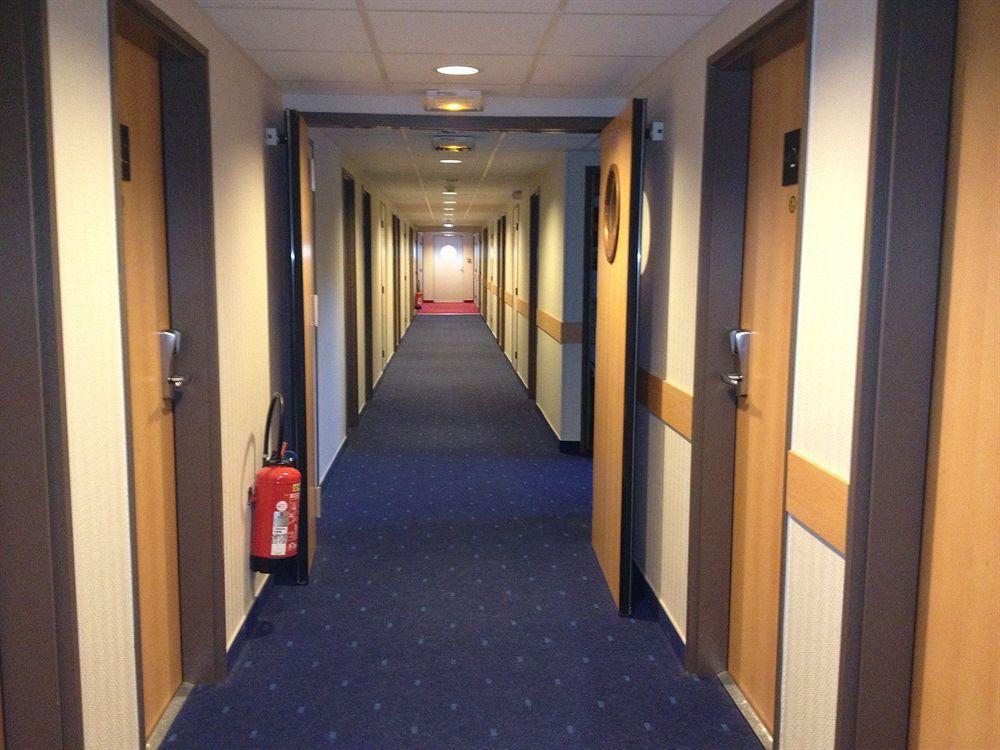 B&B Hotel Pau Лескар Экстерьер фото