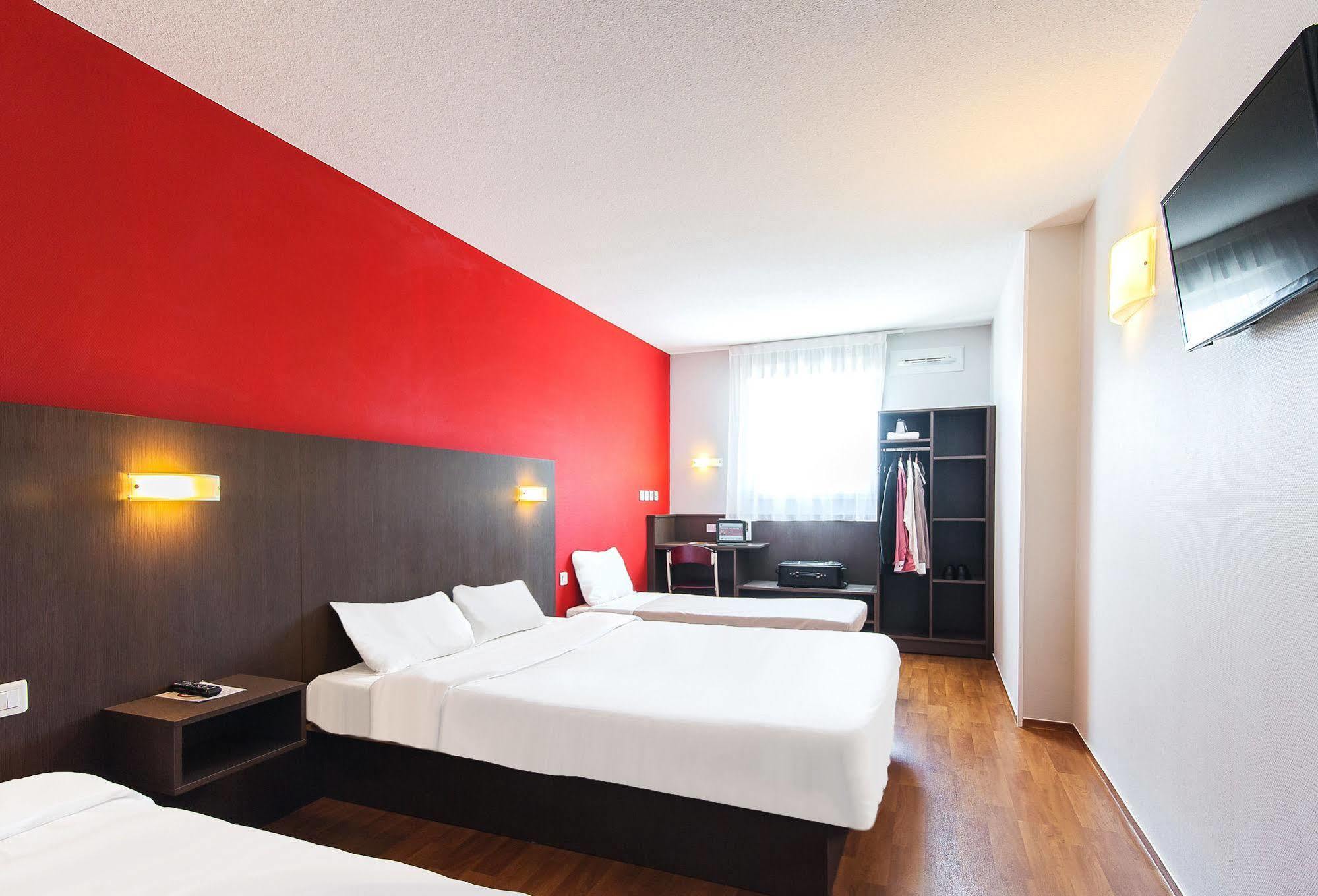 B&B Hotel Pau Лескар Экстерьер фото