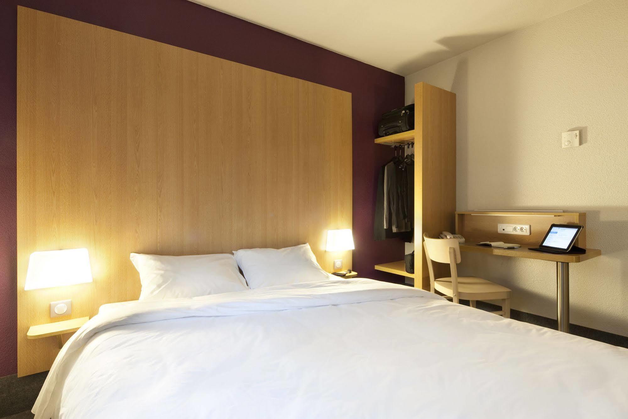 B&B Hotel Pau Лескар Экстерьер фото